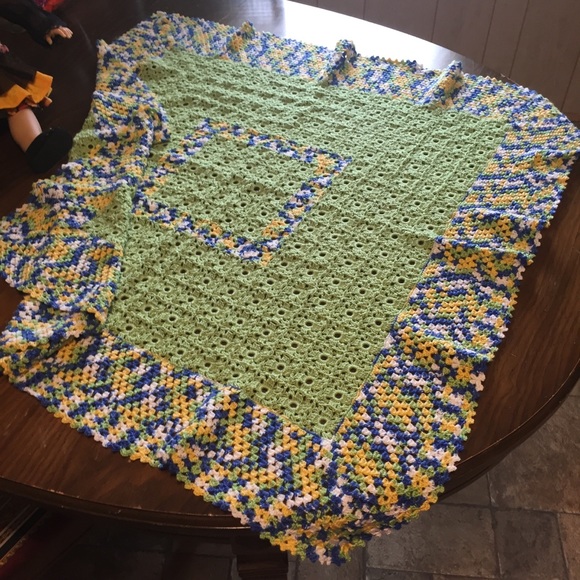 How Green is my Meadow Baby Blanket - Picture 2 of 6